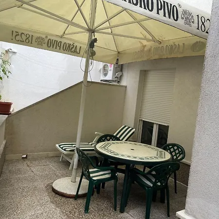 Knez Apartman